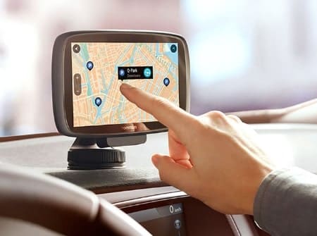 voiture avec GPS tunisien